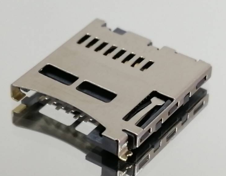 PUSH T-FLASH CONN 內(nèi)焊 常開型-不帶偵測PIN 常開型 15. 20+14. 05+1. 95